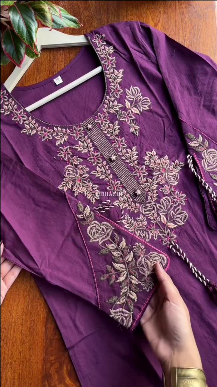 Burgundy Embellished Cotton Blend Straight Suit Set With Dupatta - Image 2