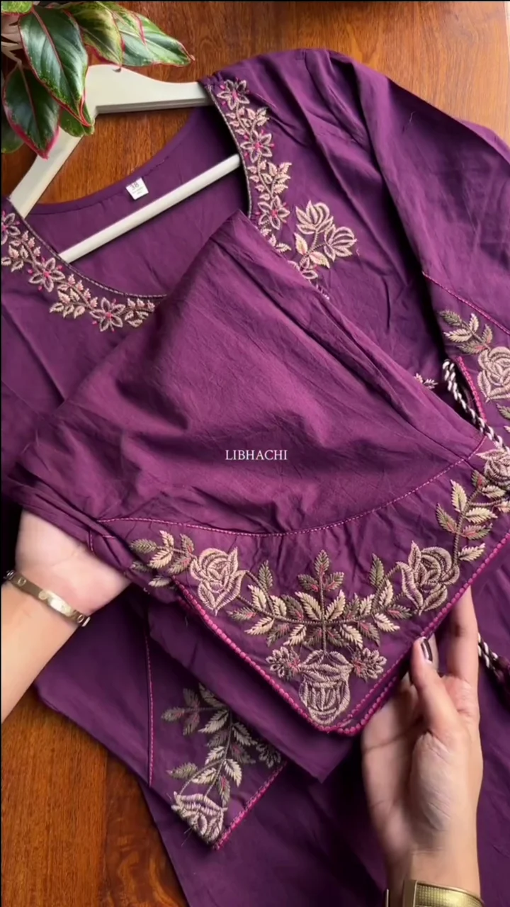 Burgundy Embellished Cotton Blend Straight Suit Set With Dupatta - Image 4