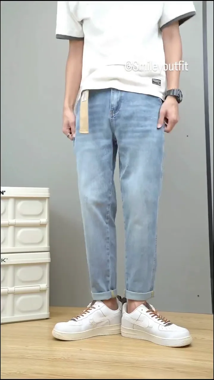 Men’s Light Blue Slim-Fit Casual Denim Jeans ✨ - Image 2
