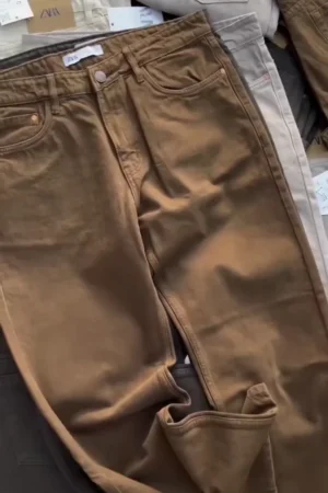 Men’s Regular-Fit Stretch Denim Pants ✨