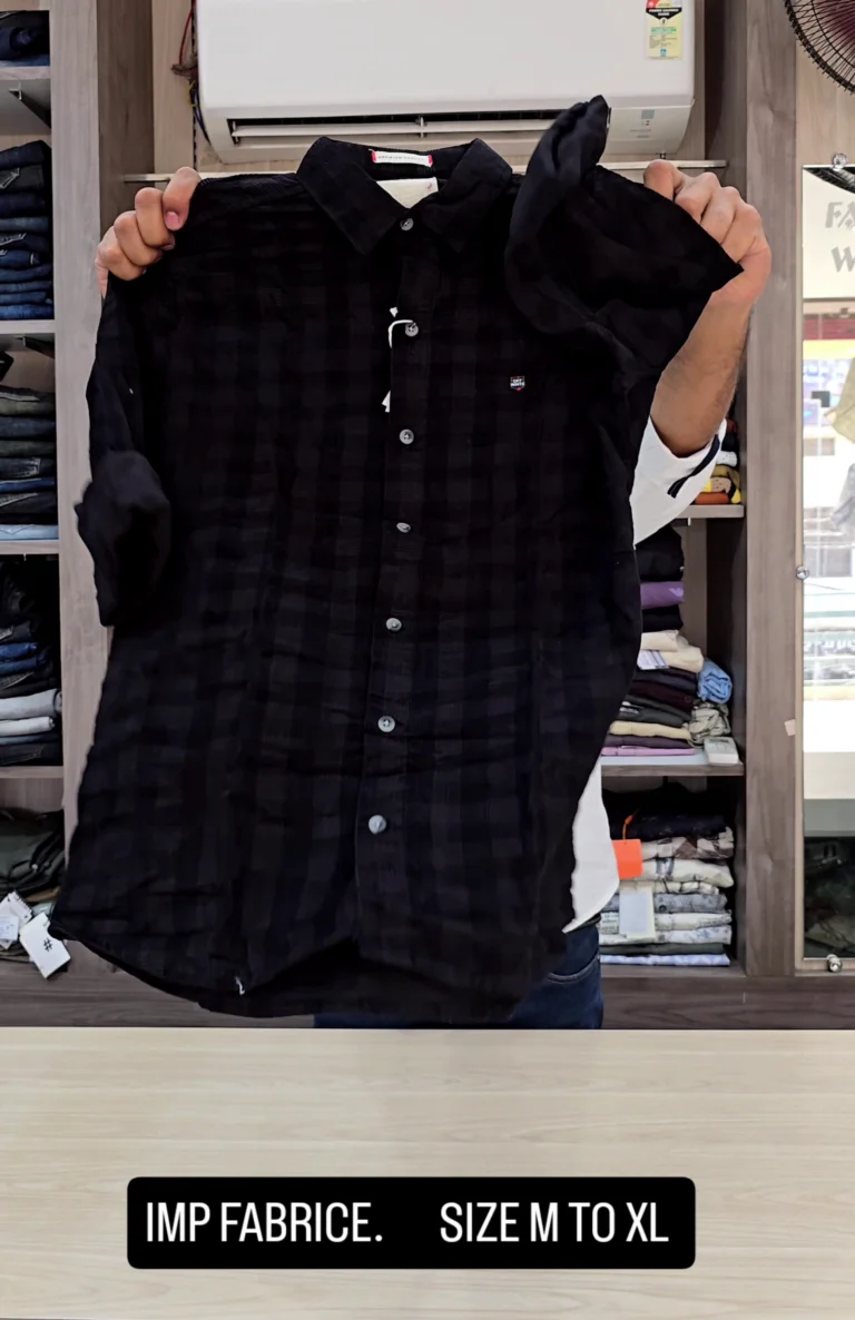 Men Spread Collar Tartan Checked Cotton Slim Fit Casual Shirt - Image 3
