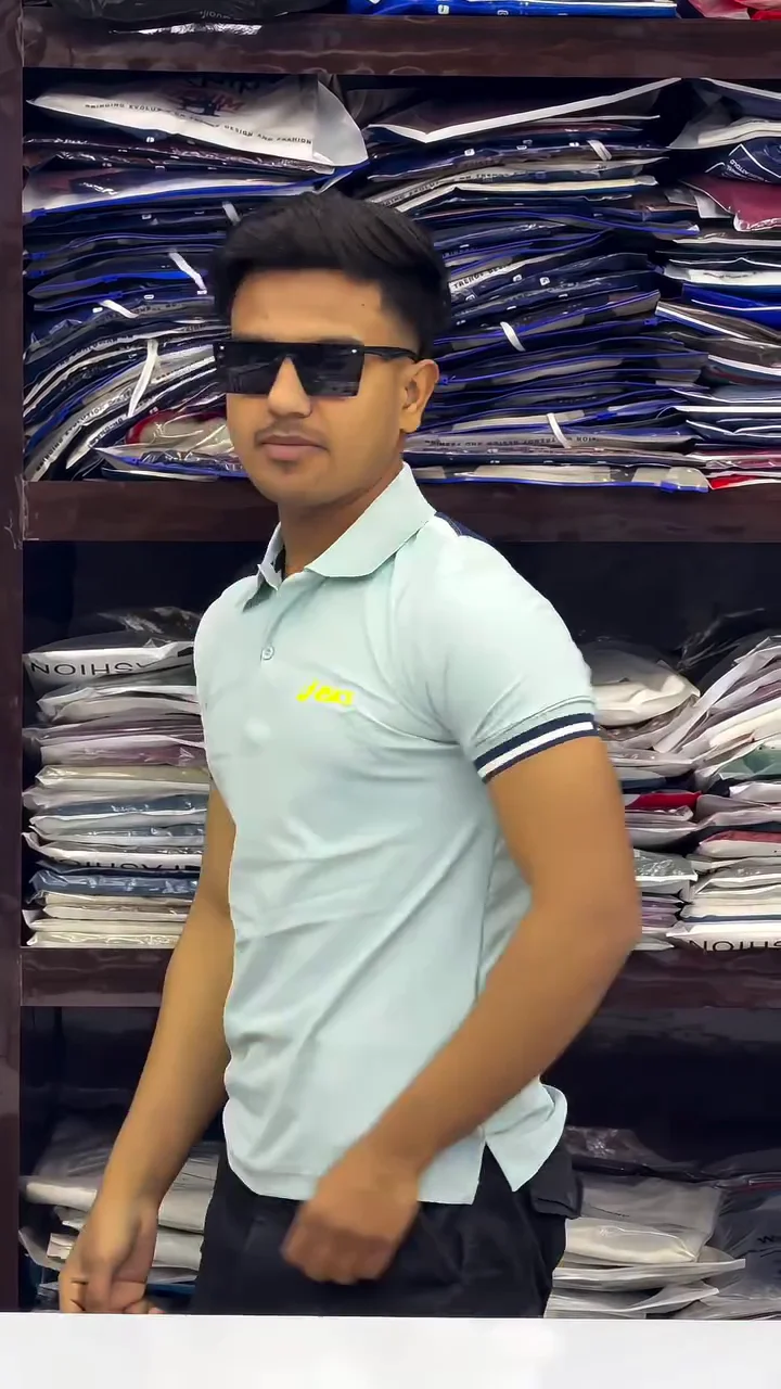 Hybrid Polo T-Shirt ★ - Image 3